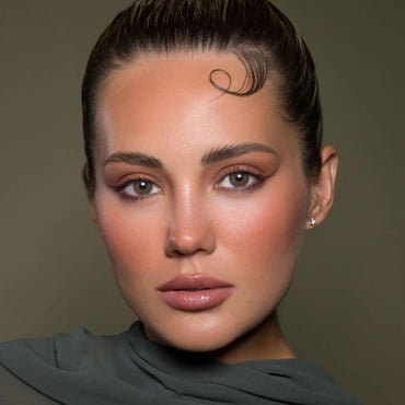 أنستازيا عدسات لاصقة تجميلية ملونة – عرض 1+1 مجاناً